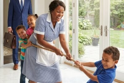 BILLIONAIRE WALKS INTO HIS OWN HOME AND FINDS THE MAID WITH HIS TRIPLETS — AND WHAT HE SAW MADE HIS WHOLE WORLD STOP.